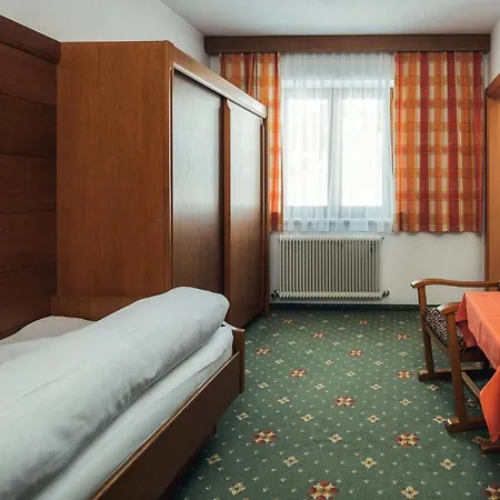 Edelweiss Superior Отель 3*