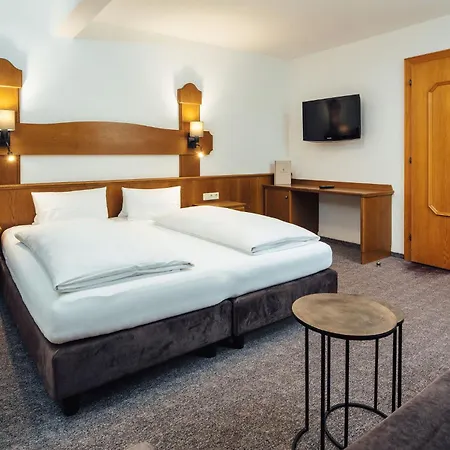 Ξενοδοχείο Edelweiss Superior 3*