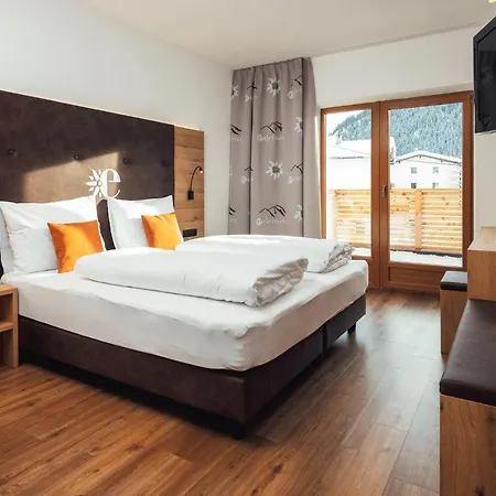 Edelweiss Superior Отель 3*