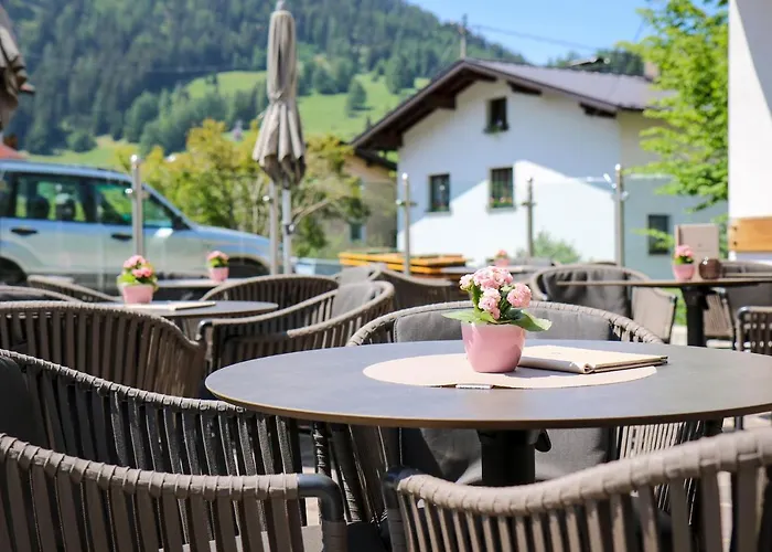 Edelweiss Superior Hotel