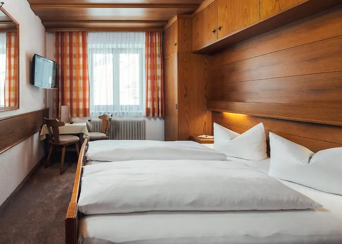 Edelweiss Superior Отель Наудерс