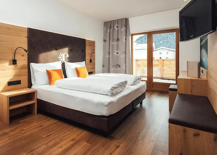 Edelweiss Superior Отель 3*