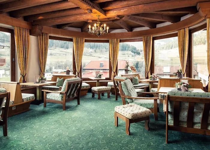 Edelweiss Superior Hotel